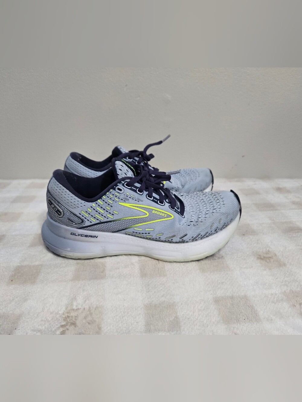 Brooks Glycerin 20 Womens Running Sneaker Breathable Cushioned Gray/Yellow 8